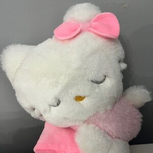 Sleeping Hello kitty